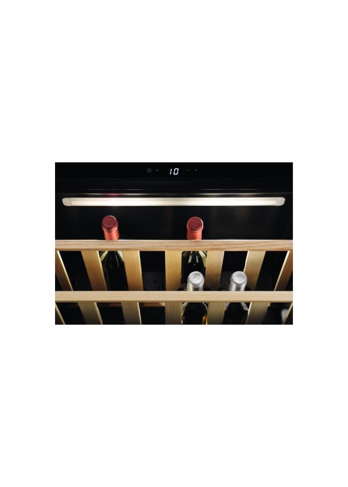 Холодильник Electrolux KBW5X