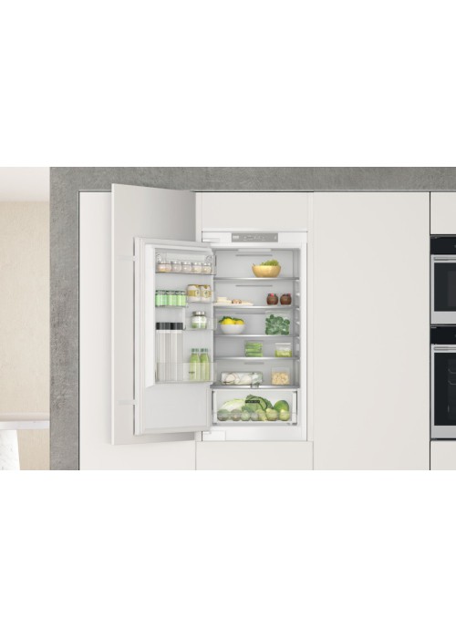 Вбудований холодильник Whirlpool WHC18T311