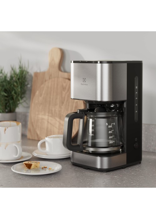 Кавоварка ELECTROLUX E3CM1-3ST
