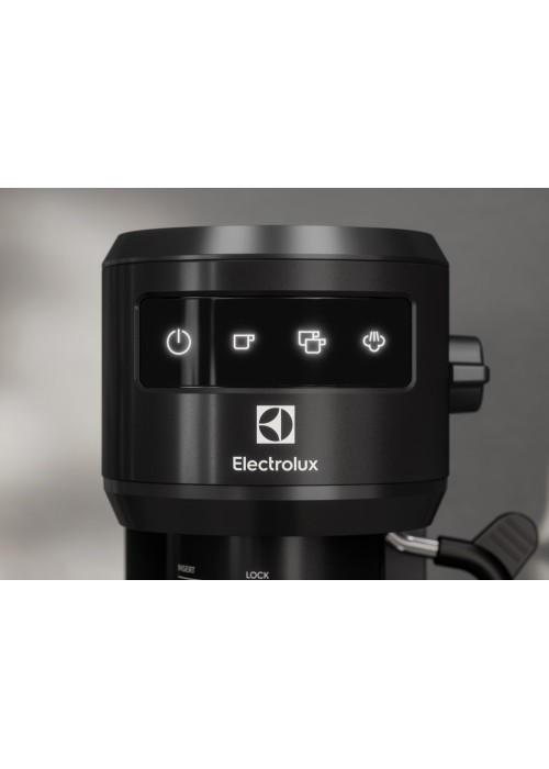 Кавоварка ELECTROLUX E6EC1-6BST