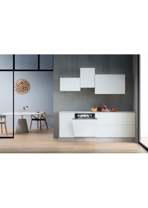 Вбудована посудомийна машина Whirlpool WIO 3C33 E 6.5