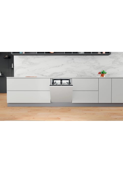 Вбудована посудомийна машина Whirlpool WIO 3C33 E 6.5