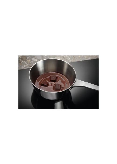 Варильна поверхня Electrolux EIS67453