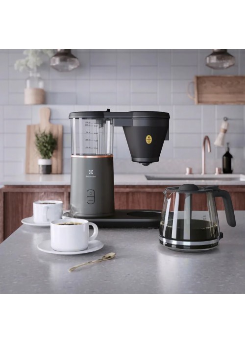 Кавоварка крапельна Electrolux E7CM1-4MTM