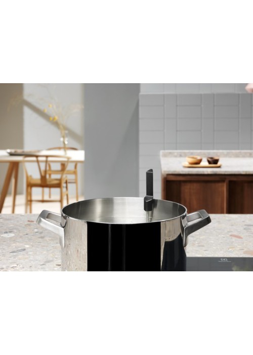 Варильна поверхня Electrolux EIS6648