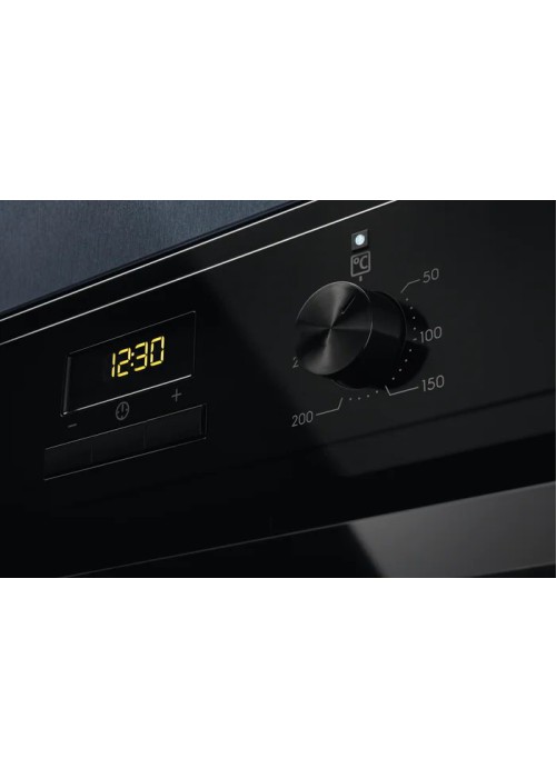 Духова шафа ELECTROLUX EOF3H50BK