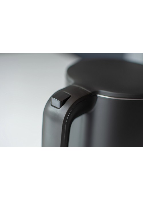 Електрочайник PRIME Technics PKP 1765 B